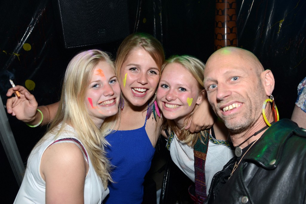 ../Images/Blacklight Ibiza Party 208.jpg